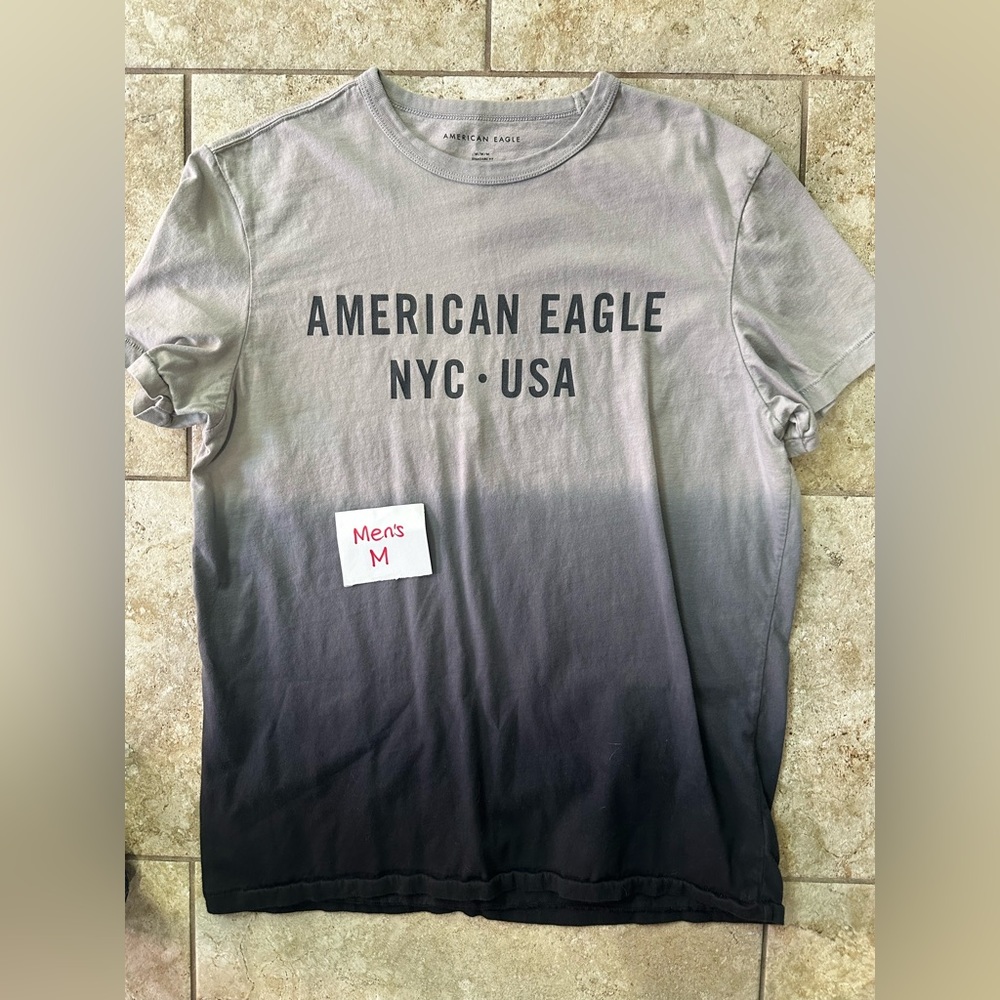 American Eagle ombre T-shirt